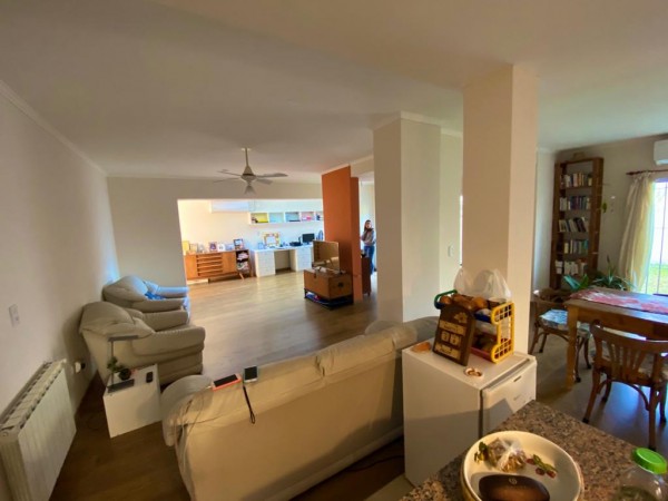 Excelente casa para la venta en Libertador San Martín