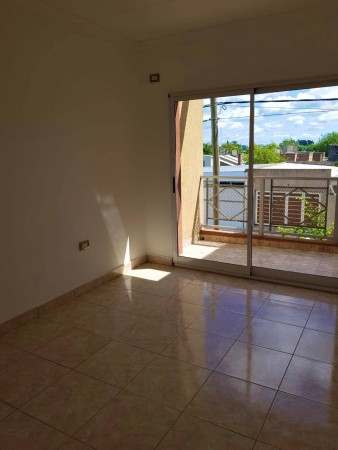 Casa en El Campanario - Crespo