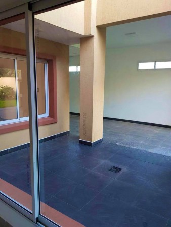 Casa en El Campanario - Crespo