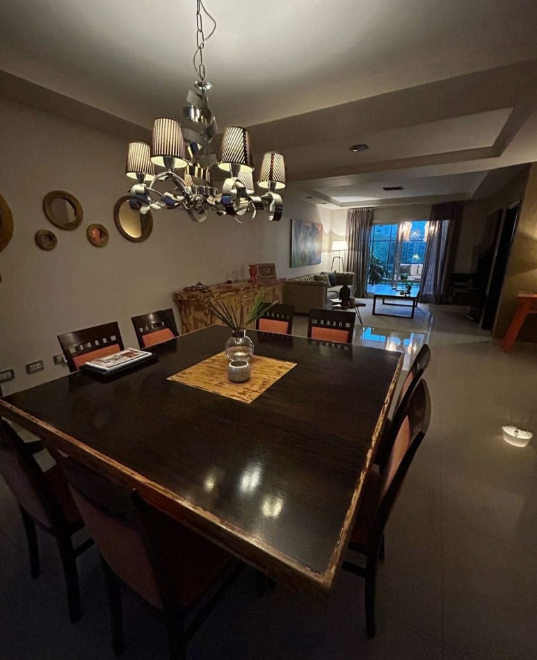 CASA EN CRESPO 